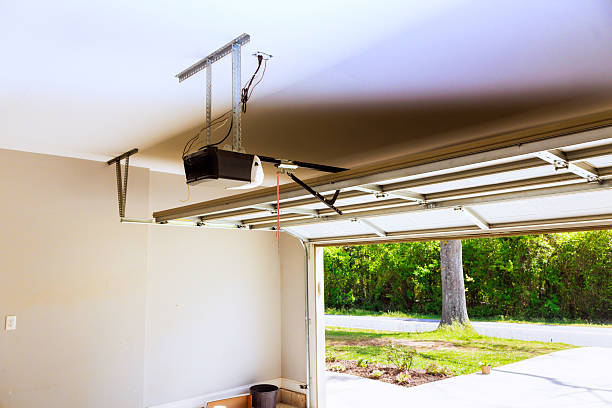 Top rated local Garage Door Roller Replacement specialists in Barling, AR